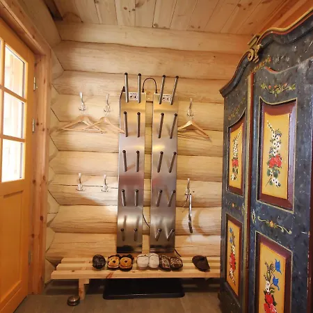 Domek alpejski Karin By Interhome *